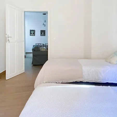 Suites Apartment *