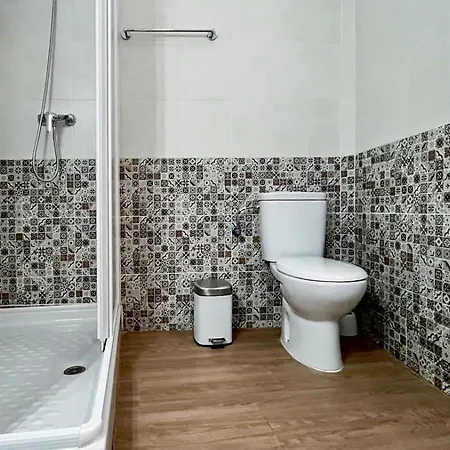 Suites Apartment *